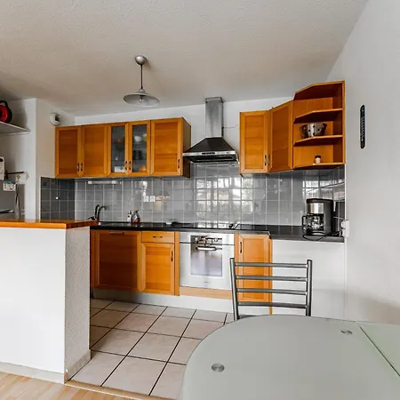 Belaire Apartment *